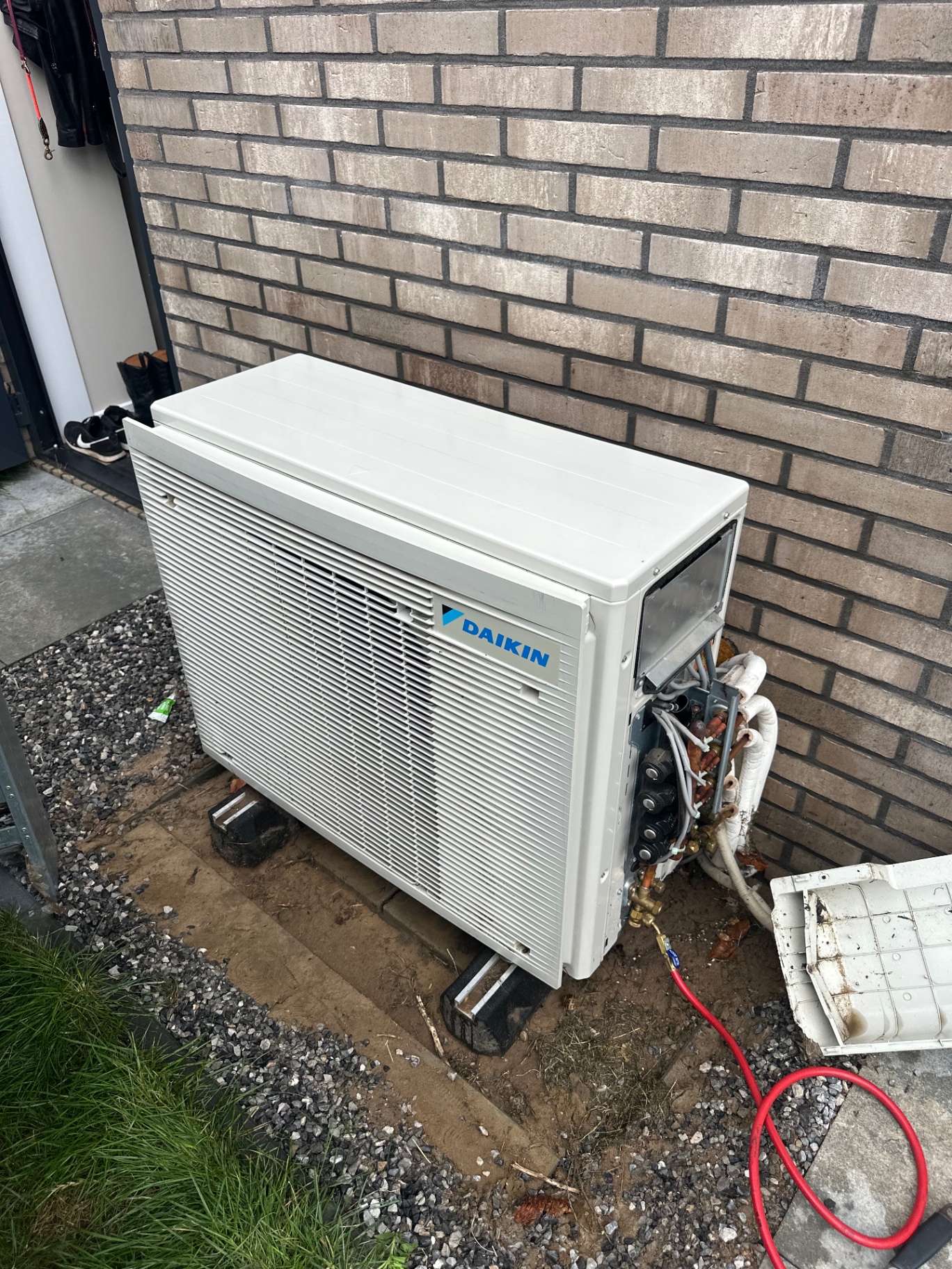 Schone Daikin buitenunit na professioneel airco-onderhoud